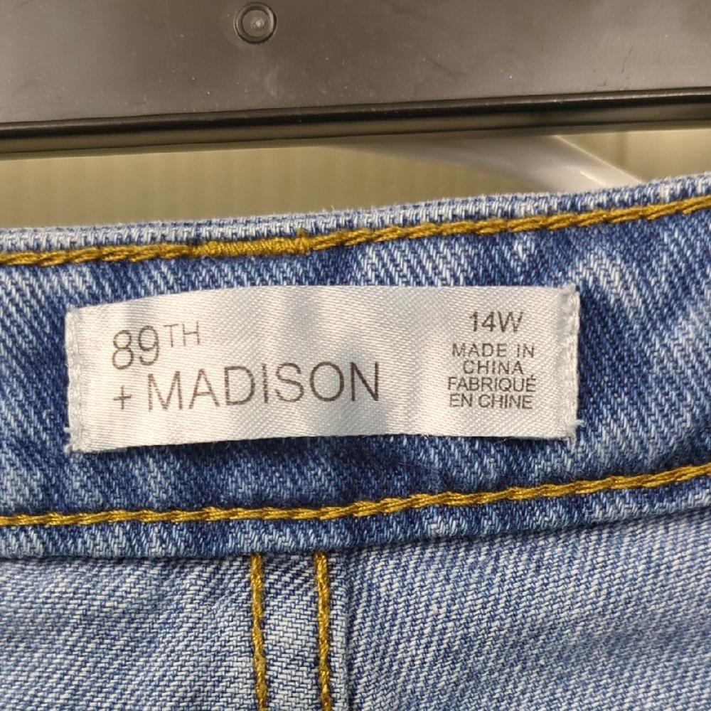 89th & Madison Light Blue Jean Shorts - Picture 2 of 3